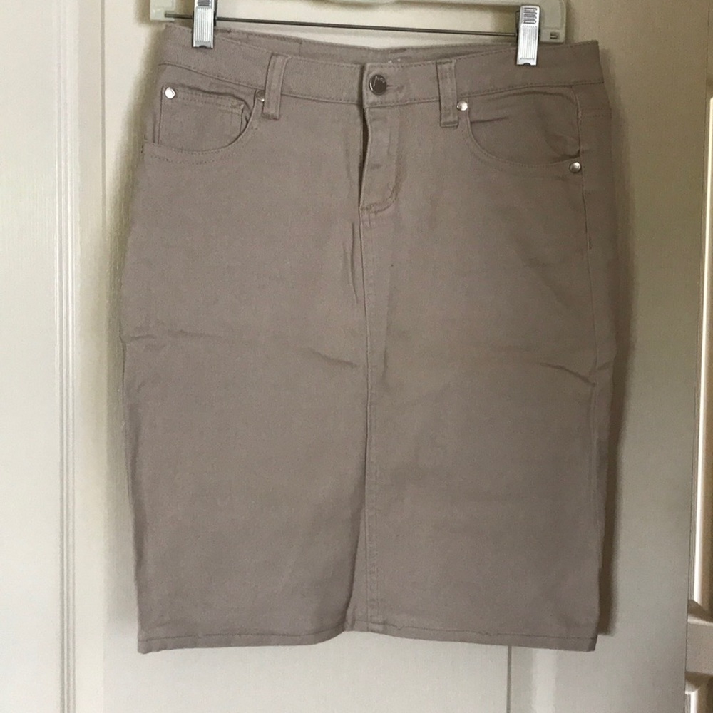 Pinc tan denim skirt
